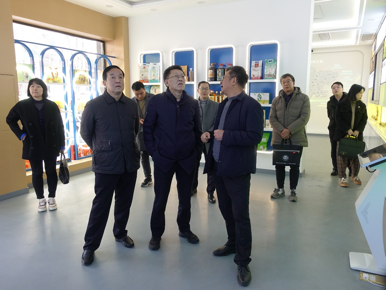 63fc1deb26d80.png 图片1.png