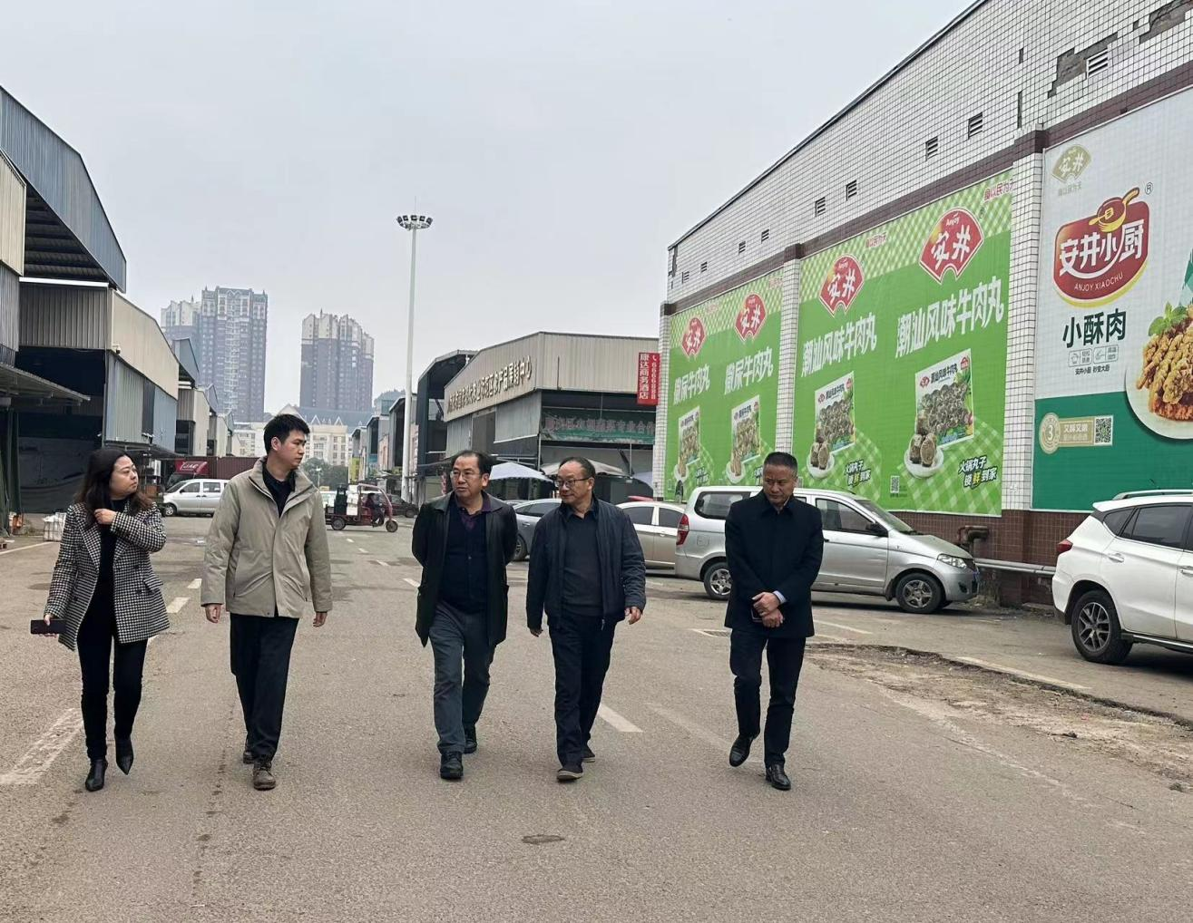 黎明霞到南充川北公司指导工作