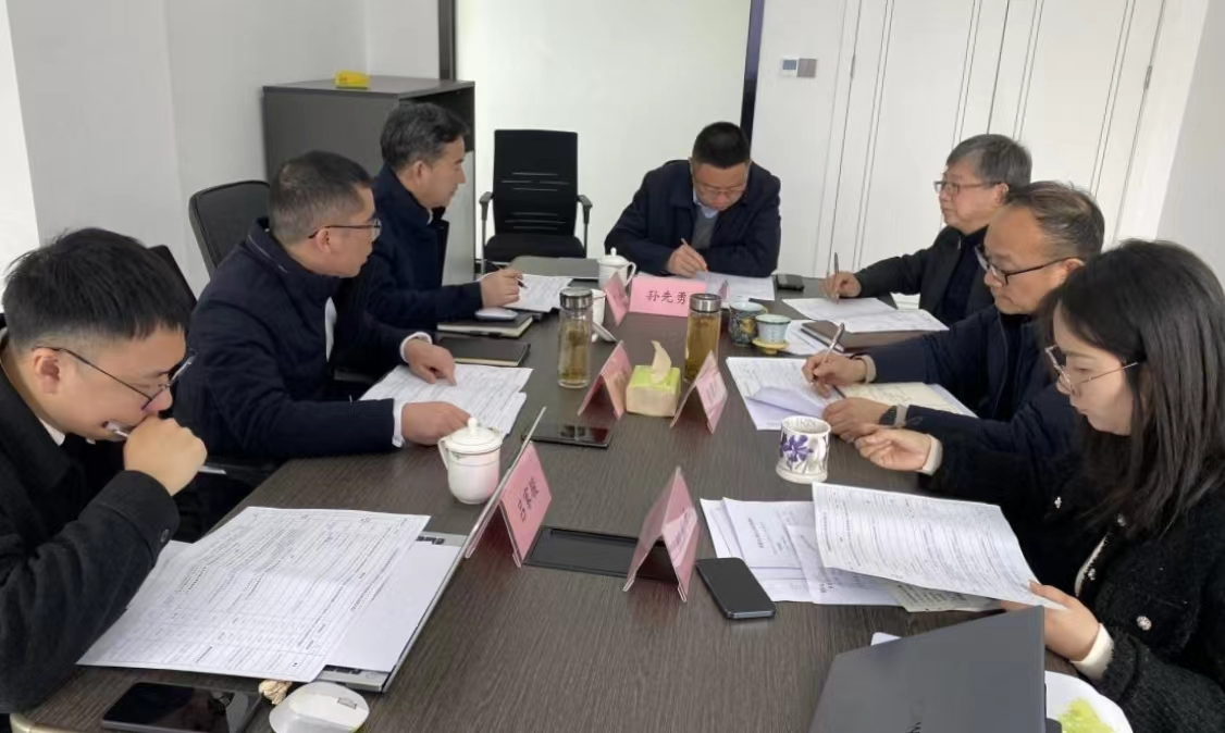 孙先勇率队调研科创中心