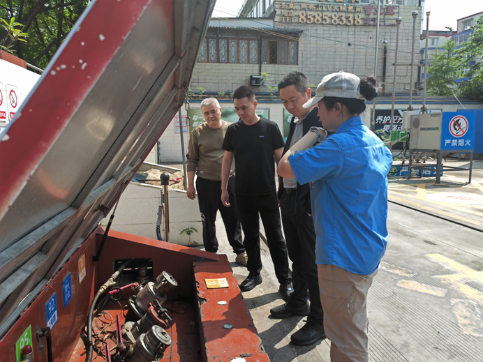 孙先勇到成都片区开展五一节前安全检查