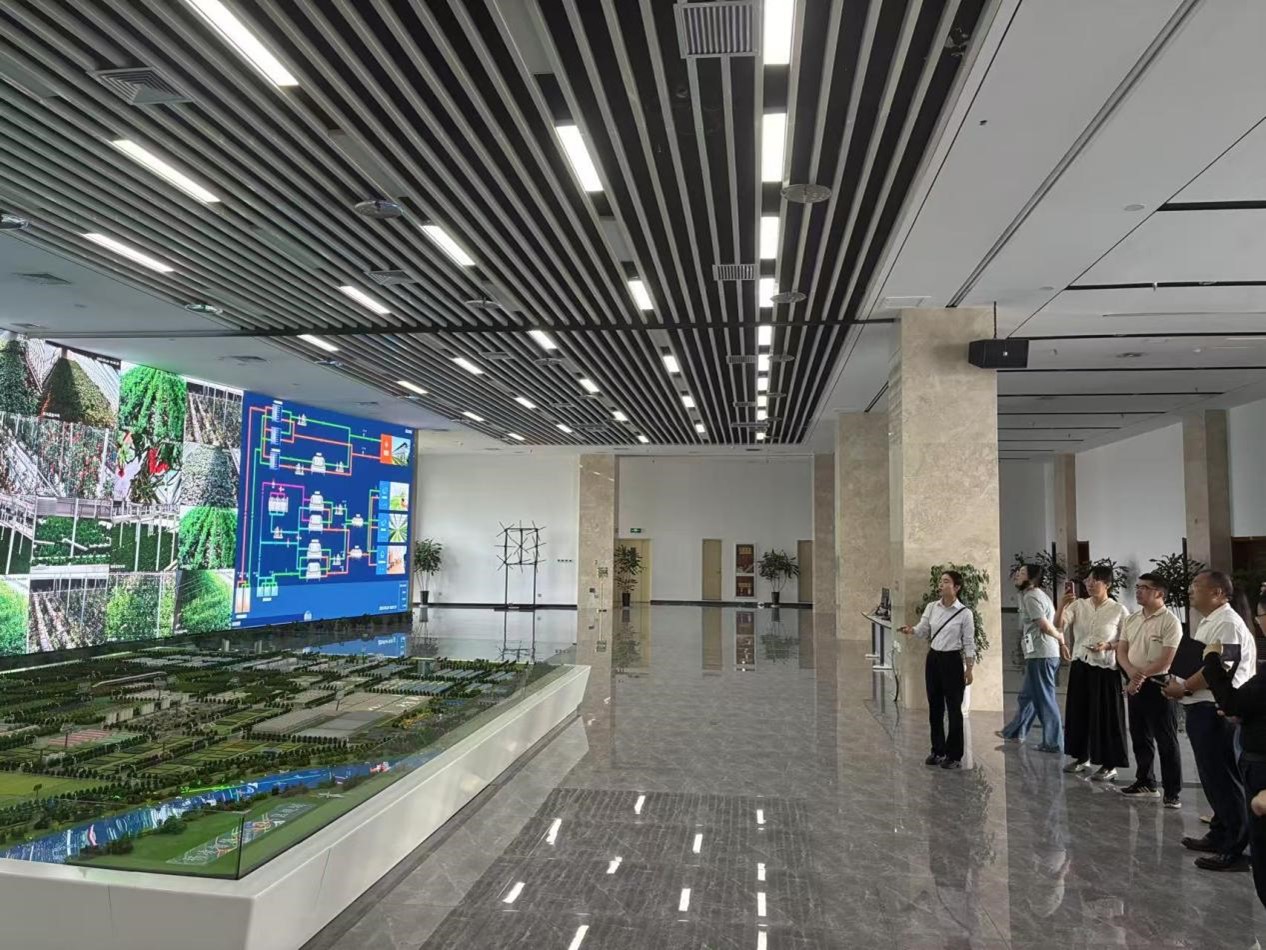 四川现代种业集团赴陕西杨凌农高示范区学习考察