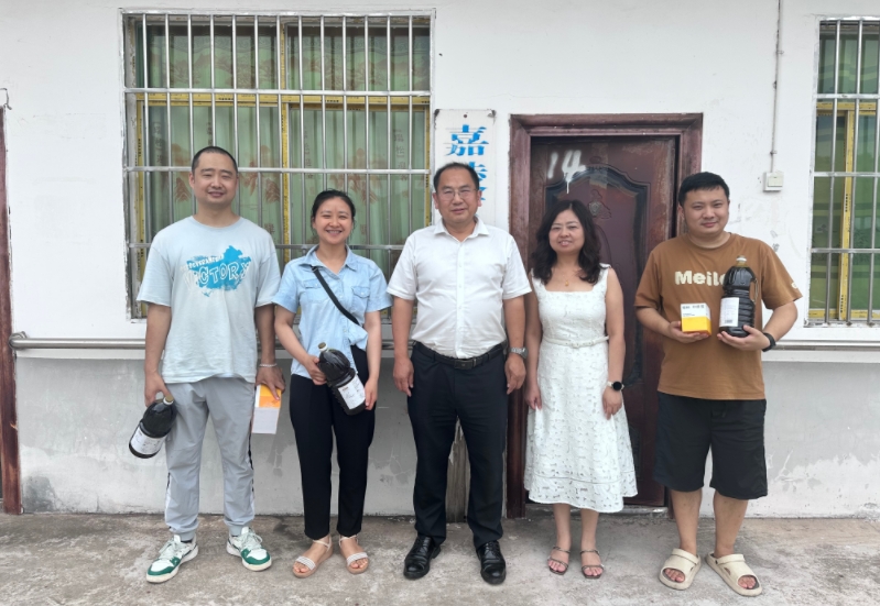 南充片区慰问驻村帮扶工作队